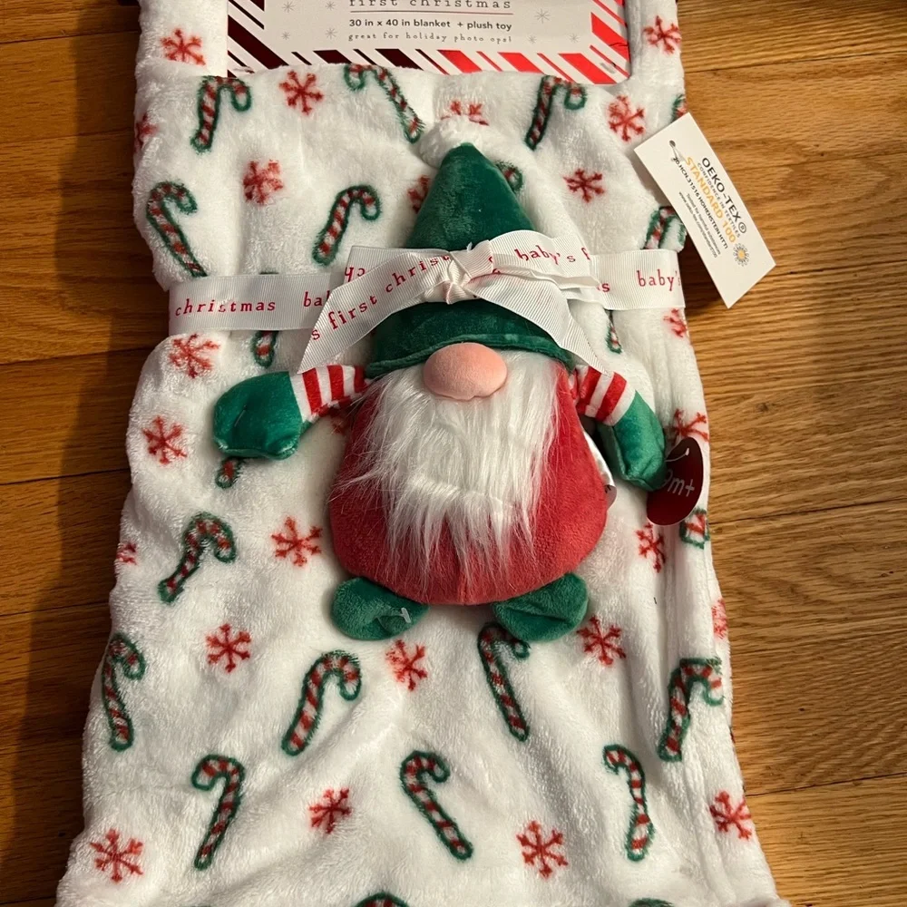Gnomes baby blanket and plush gnome set